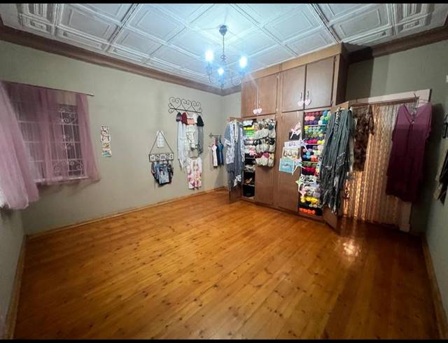 5 BEDROOM HOUSE FOR SALE IN BRENTHURST